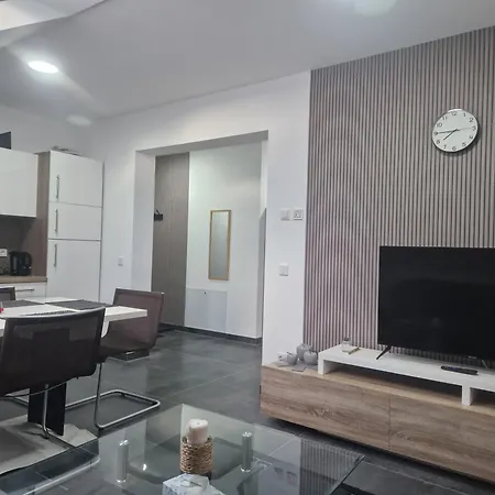 Laura * Freudenburg (Rhineland-Palatinate)